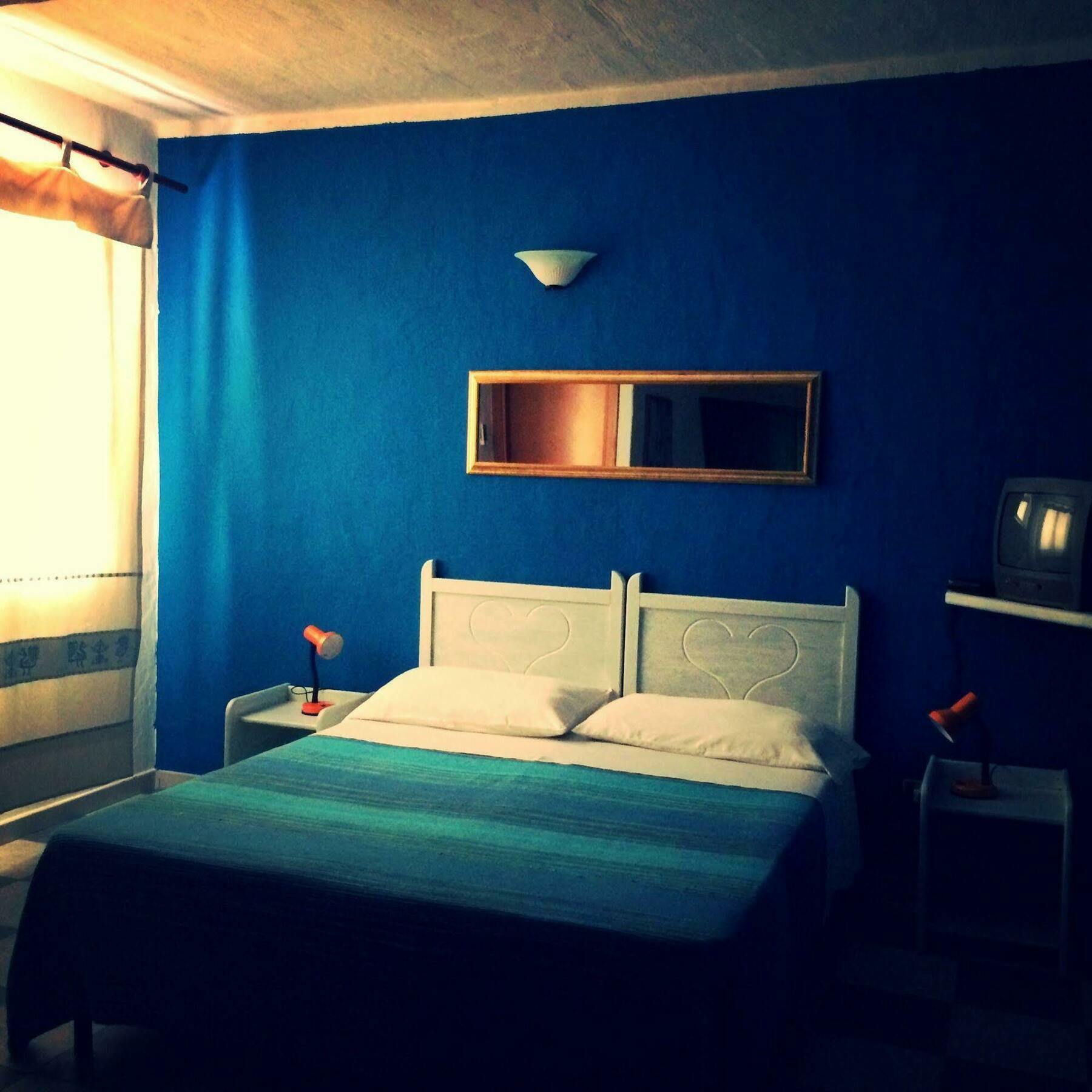 En Ville Bed And Breakfast Gonnesa Extérieur photo